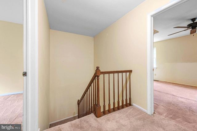 215 GOSHEN RD, Schwenksville, PA 19473