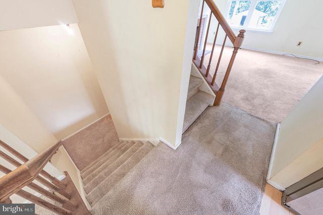 215 GOSHEN RD, Schwenksville, PA 19473
