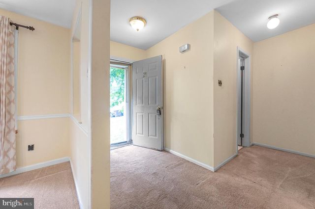 215 GOSHEN RD, Schwenksville, PA 19473