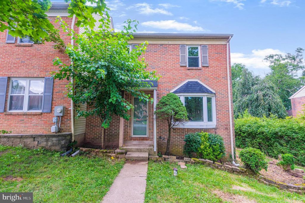 215 GOSHEN RD, Schwenksville, PA 19473