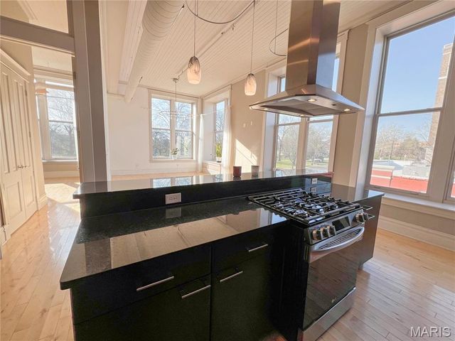 2800 South Grand Boulevard 201, St Louis, MO 63118