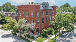 2800 South Grand Boulevard 201, St Louis, MO 63118