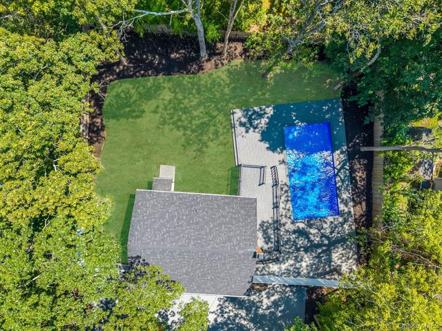 38 Columbia Avenue, Westhampton, NY 11977