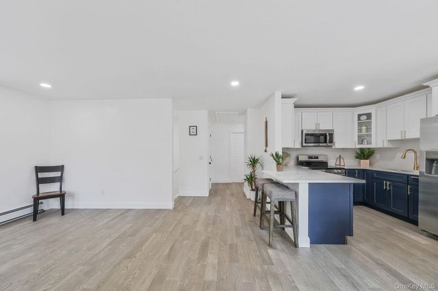 38 Columbia Avenue, Westhampton, NY 11977