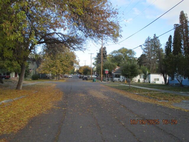 2234 Garden Avenue, Klamath Falls, OR 97601