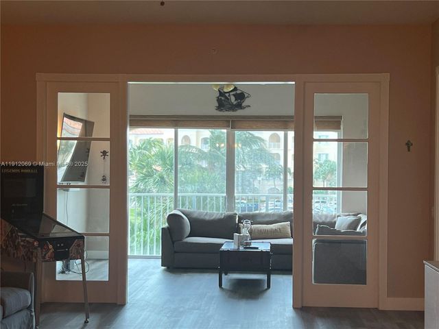 37 E Harbour Isle Dr E 206, Fort Pierce, FL 34949