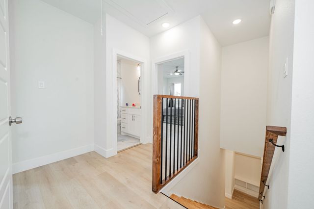 319 Coral Reef Street, Gun Barrel City, TX 75156