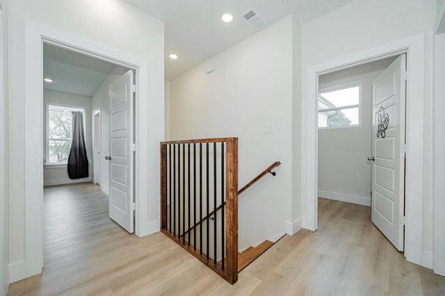 319 Coral Reef Street, Gun Barrel City, TX 75156