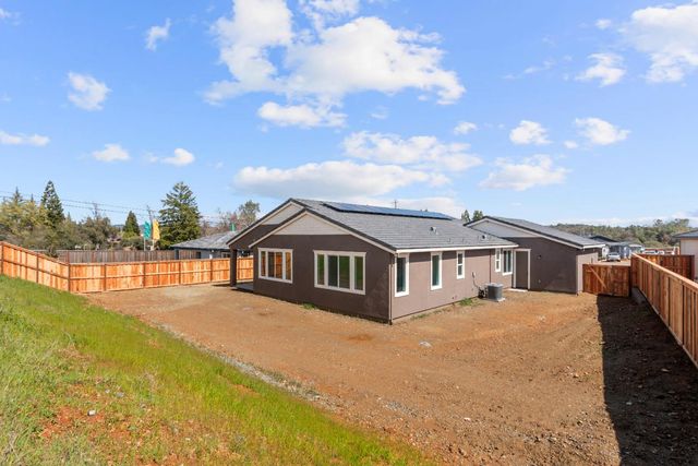 2385 Briar Meadow Cir, Auburn, CA 95603