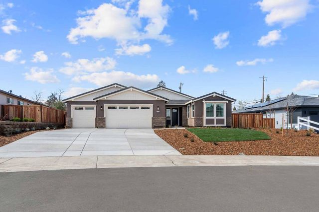 2385 Briar Meadow Cir, Auburn, CA 95603