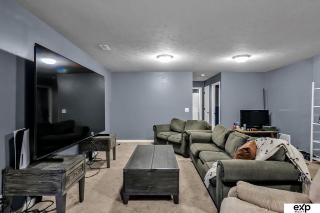 13511 S 50 Street, Papillion, NE 68133