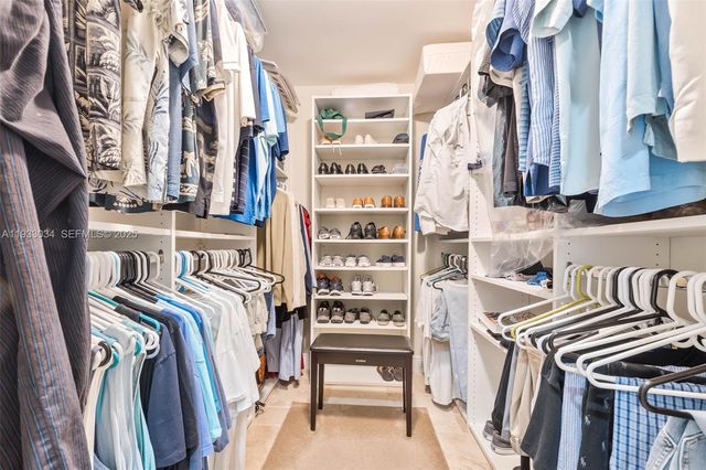 8270 SW 170th St, Palmetto Bay, FL 33157