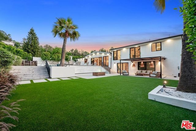 20226 Lorenzana Drive, Woodland Hills, CA 91364