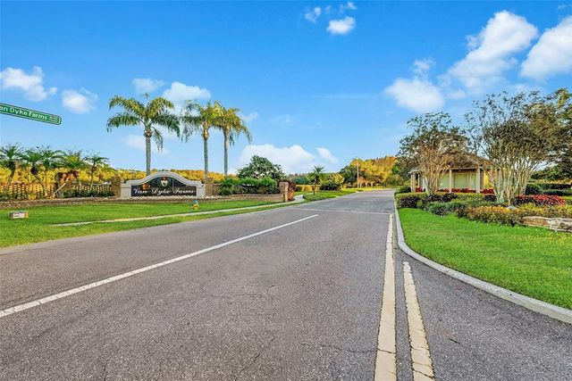 17302 PREAKNESS PLACE, Odessa, FL 33556