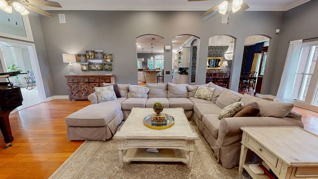 109 Buckhead Drive, Headland, AL 36345