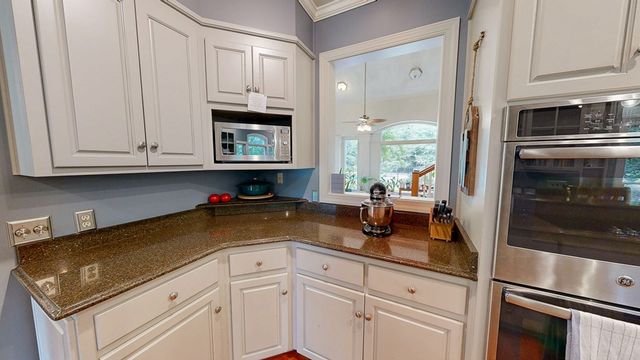 109 Buckhead Drive, Headland, AL 36345