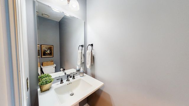 109 Buckhead Drive, Headland, AL 36345