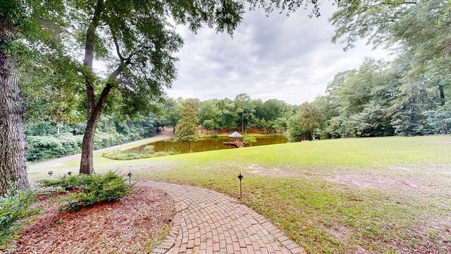 109 Buckhead Drive, Headland, AL 36345