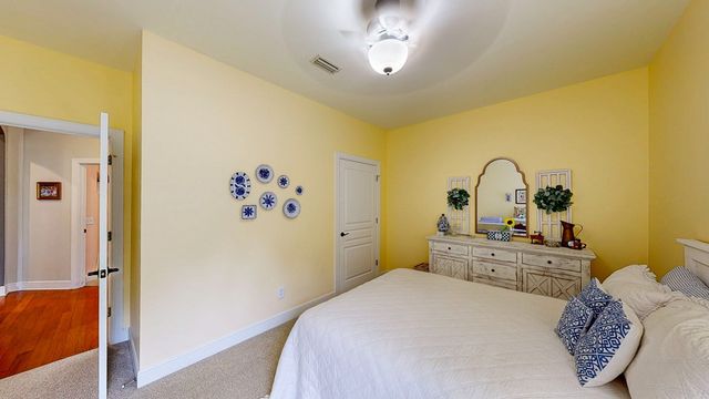 109 Buckhead Drive, Headland, AL 36345