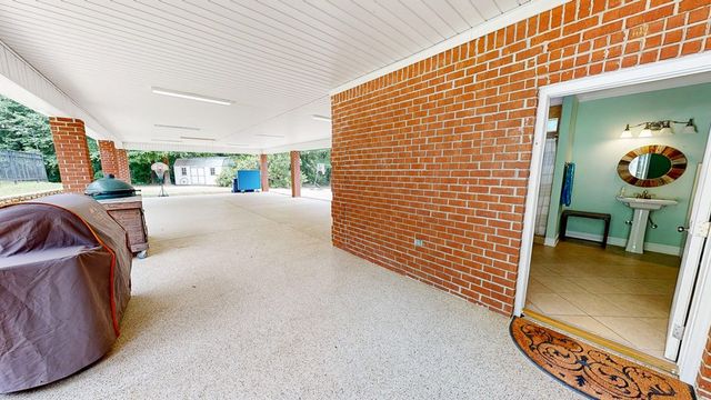 109 Buckhead Drive, Headland, AL 36345