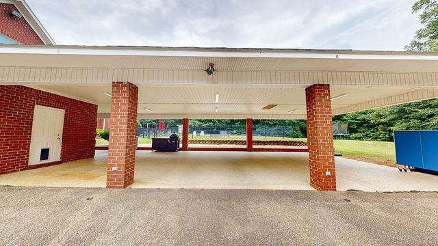 109 Buckhead Drive, Headland, AL 36345