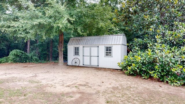 109 Buckhead Drive, Headland, AL 36345