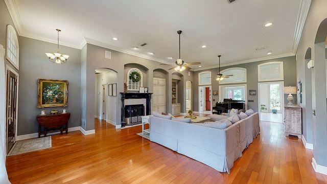 109 Buckhead Drive, Headland, AL 36345