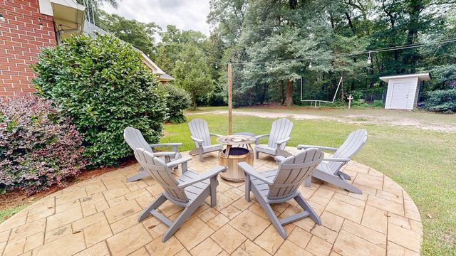 109 Buckhead Drive, Headland, AL 36345