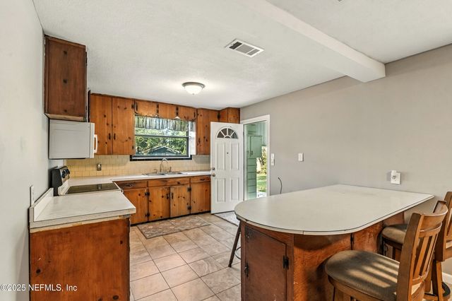 8249 PASCHAL Street, Jacksonville, FL 32220