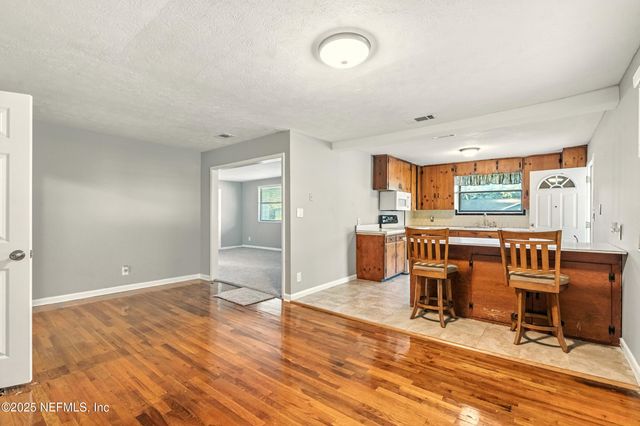 8249 PASCHAL Street, Jacksonville, FL 32220