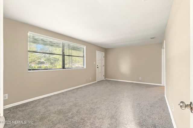 8249 PASCHAL Street, Jacksonville, FL 32220
