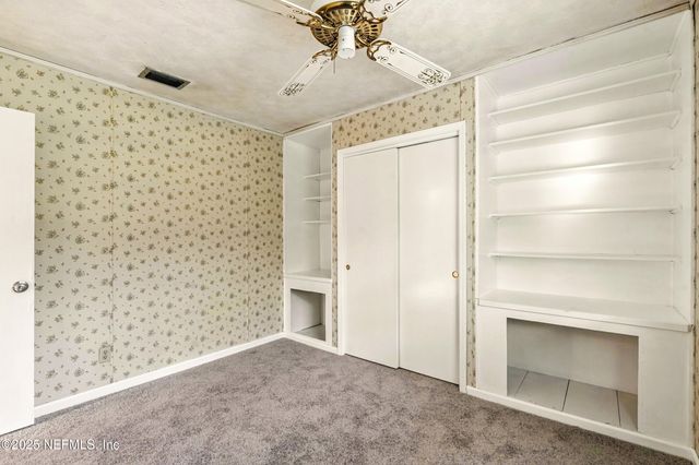 8249 PASCHAL Street, Jacksonville, FL 32220
