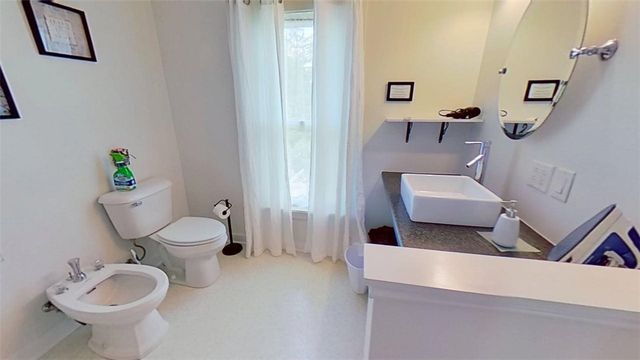 41 N Main Street, Geneva City, NY 14456