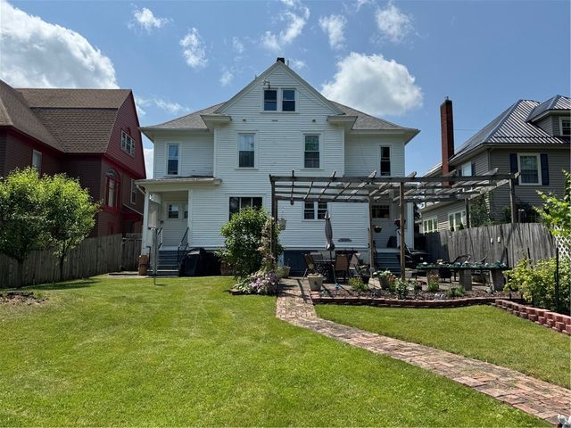 41 N Main Street, Geneva City, NY 14456