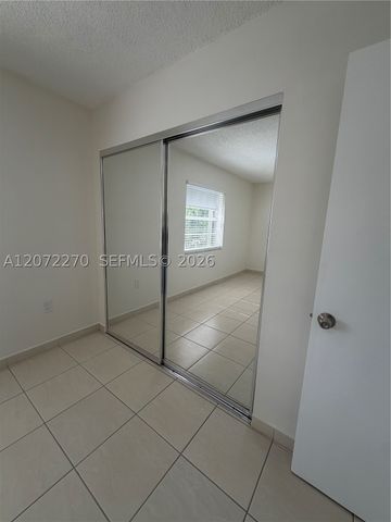 1661 SW 3rd St 19, Miami, FL 33135