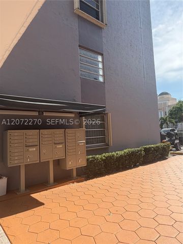 1661 SW 3rd St 19, Miami, FL 33135