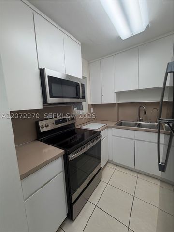 1661 SW 3rd St 19, Miami, FL 33135