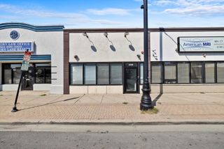 6730 Cermak Road, Berwyn, IL 60402
