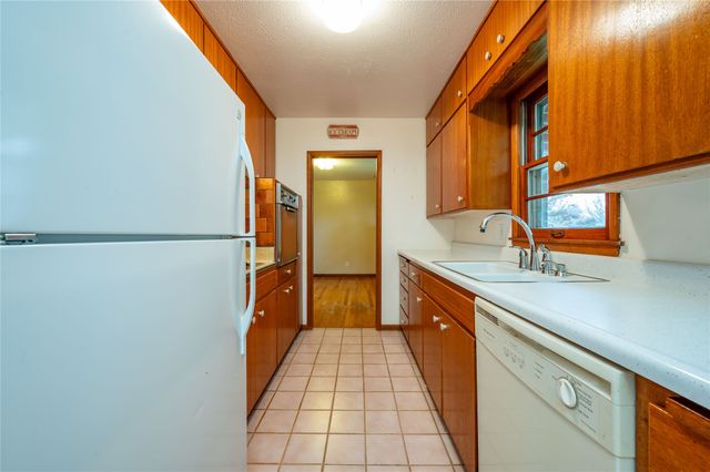 611 S O Street, Indianola, IA 50125