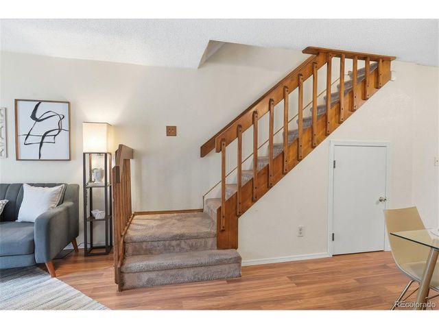 12043 E Hoye Dr, Aurora, CO 80012