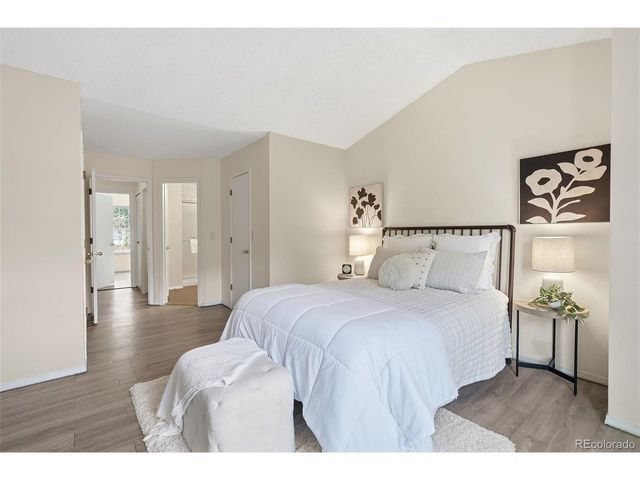 12043 E Hoye Dr, Aurora, CO 80012