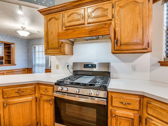 11619 Zandra Avenue, Midwest City, OK 73130