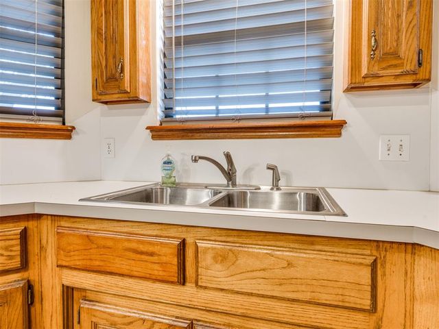 11619 Zandra Avenue, Midwest City, OK 73130