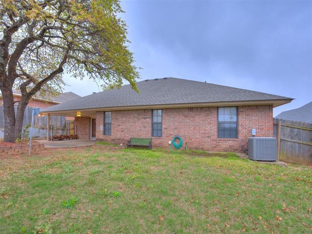 11619 Zandra Avenue, Midwest City, OK 73130