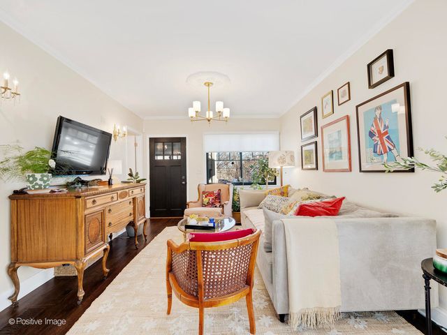 318 Bluff Avenue, La Grange, IL 60525