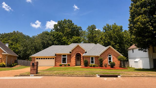 909 JOE DR, Collierville, TN 38017