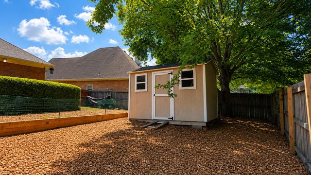 909 JOE DR, Collierville, TN 38017