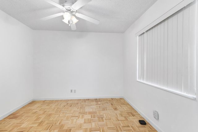 4619 Gladiator Circle, Greenacres, FL 33463