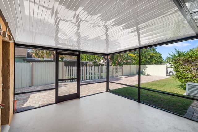 4619 Gladiator Circle, Greenacres, FL 33463