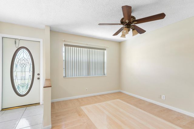 4619 Gladiator Circle, Greenacres, FL 33463
